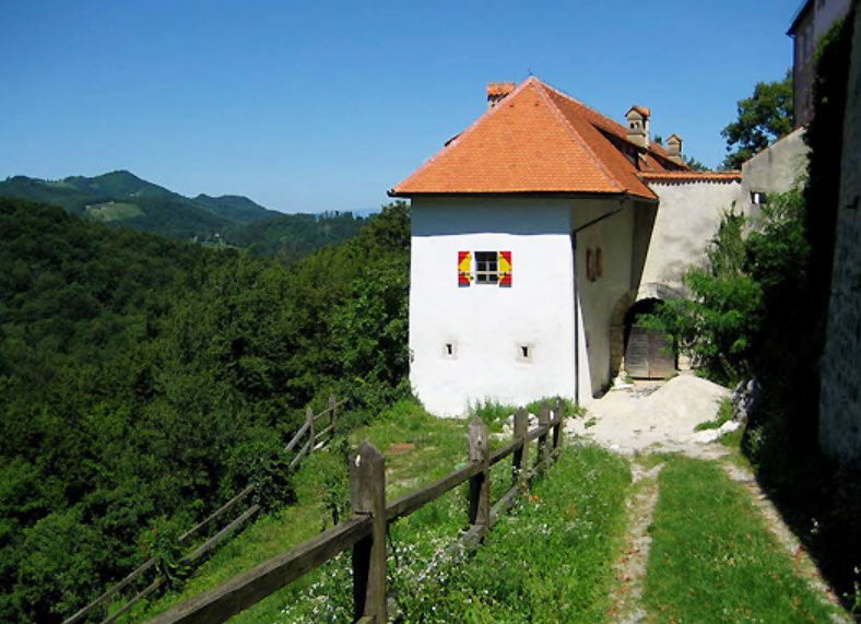 Podsmreka Castle, Slovenia, Slovenia